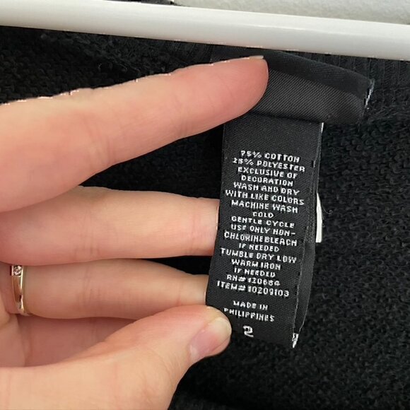 TORRID 2 Plus Size Black Scoop Neck Crochet Lace Shoulder Pullover Sweatshirt 2X - Picture 8 of 12